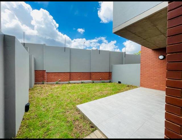 3 BEDROOM PROPERTY TO RENT IN OLYMPUS AH